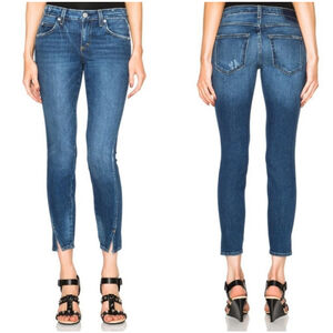 AMO Twist Jeans Size 29 True Blue Denim